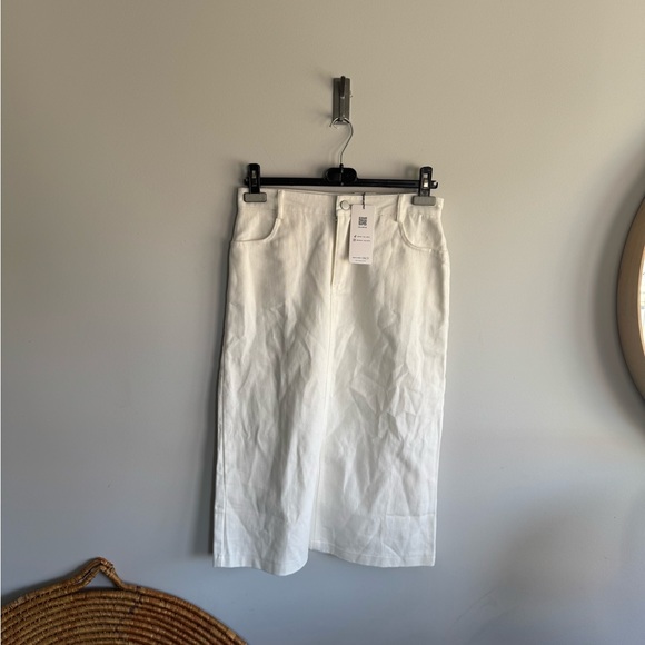 NWT Dazy large Chic White Midi Skirt - Picture 3 of 7